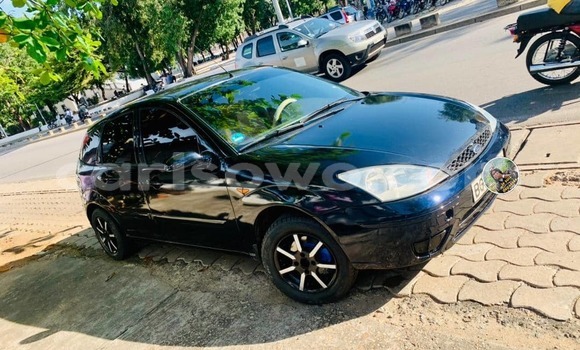 Ra Àlòkù Ford Focus Blue Ọkọ̀ in Cotonou ni Benin