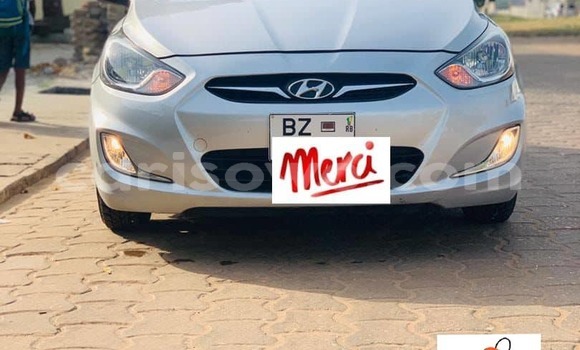 Acheter Occasion Voiture Hyundai Accent Blanc à Abomey Calavi, Benin