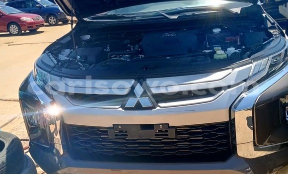 Acheter Occasion Voiture Mitsubishi L200 Gris à Cotonou, Benin Acheter Occasion Voiture Mitsubishi L200 Gris à Cotonou, Benin