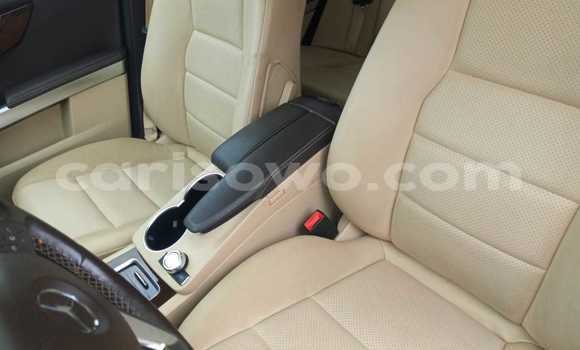 Acheter Occasion Voiture Mercedes-Benz GLK–Class Blanc à Cotonou, Benin Acheter Occasion Voiture Mercedes-Benz GLK–Class Blanc à Cotonou, Benin