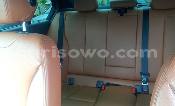 Sayi Na hannu BMW 327 Black Mota in Cotonou a Benin Sayi Na hannu BMW 327 Black Mota in Cotonou a Benin