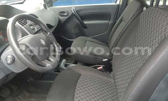 Ra Àlòkù Renault Kangoo funfun Ọkọ̀ in Cotonou ni Benin Ra Àlòkù Renault Kangoo funfun Ọkọ̀ in Cotonou ni Benin