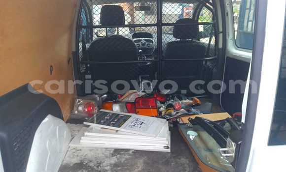 Ra Àlòkù Renault Kangoo funfun Ọkọ̀ in Cotonou ni Benin Ra Àlòkù Renault Kangoo funfun Ọkọ̀ in Cotonou ni Benin