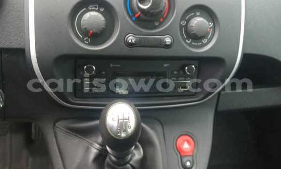 Ra Àlòkù Renault Kangoo funfun Ọkọ̀ in Cotonou ni Benin Ra Àlòkù Renault Kangoo funfun Ọkọ̀ in Cotonou ni Benin