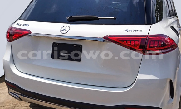Acheter Occasion Voiture Mercedes-Benz GLE Blanc à Cotonou, Benin Acheter Occasion Voiture Mercedes-Benz GLE Blanc à Cotonou, Benin