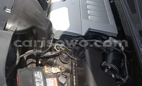 Ra Àlòkù Toyota Highlander funfun Ọkọ̀ in Cotonou ni Benin Ra Àlòkù Toyota Highlander funfun Ọkọ̀ in Cotonou ni Benin