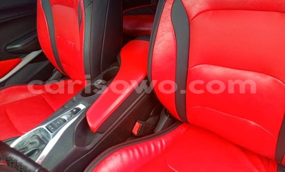 Acheter Occasion Voiture Chevrolet Camaro Blanc à Cotonou, Benin Acheter Occasion Voiture Chevrolet Camaro Blanc à Cotonou, Benin