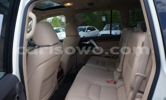 Acheter Occasion Voiture Toyota Land Cruiser Blanc à Porto Novo, Benin Acheter Occasion Voiture Toyota Land Cruiser Blanc à Porto Novo, Benin