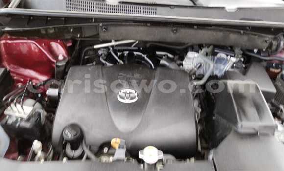 Acheter Occasion Voiture Toyota Highlander Rouge à Cotonou, Benin Acheter Occasion Voiture Toyota Highlander Rouge à Cotonou, Benin