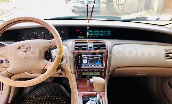 Sayi Na hannu Toyota Avalon White Mota in Cotonou a Benin Sayi Na hannu Toyota Avalon White Mota in Cotonou a Benin