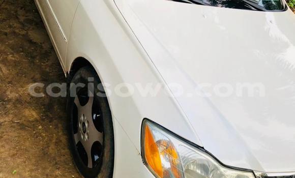 Sayi Na hannu Toyota Avalon White Mota in Cotonou a Benin Sayi Na hannu Toyota Avalon White Mota in Cotonou a Benin