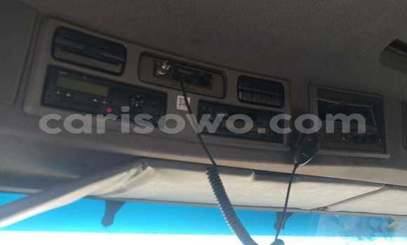 Ra Àlòkù Mercedes‒Benz 1840 Blue Ọkọ̀ akẹ́rù ńlá in Cotonou ni Benin Ra Àlòkù Mercedes‒Benz 1840 Blue Ọkọ̀ akẹ́rù ńlá in Cotonou ni Benin