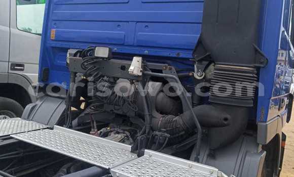 Ra Àlòkù Mercedes‒Benz 1840 Blue Ọkọ̀ akẹ́rù ńlá in Cotonou ni Benin Ra Àlòkù Mercedes‒Benz 1840 Blue Ọkọ̀ akẹ́rù ńlá in Cotonou ni Benin