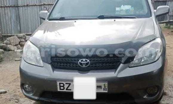Buy Used Toyota Matrix Silver Car in Cotonou in Benign Buy Used Toyota Matrix Silver Car in Cotonou in Benign