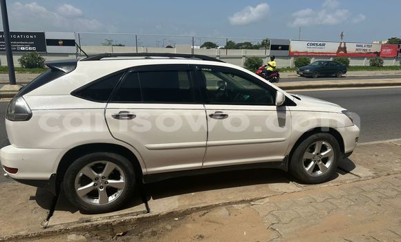 Acheter Occasion Voiture Lexus RX 330 Blanc à Cotonou, Benin Acheter Occasion Voiture Lexus RX 330 Blanc à Cotonou, Benin