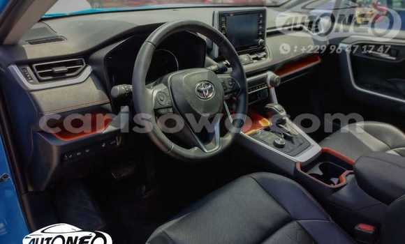 Sayi Na hannu Toyota RAV4 Blue Mota in Cotonou a Benin Sayi Na hannu Toyota RAV4 Blue Mota in Cotonou a Benin