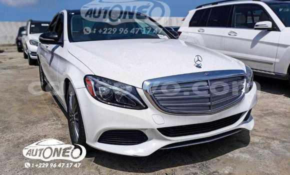 Sayi Na hannu Mercedes-Benz C-klasse White Mota in Cotonou a Benin Sayi Na hannu Mercedes-Benz C-klasse White Mota in Cotonou a Benin