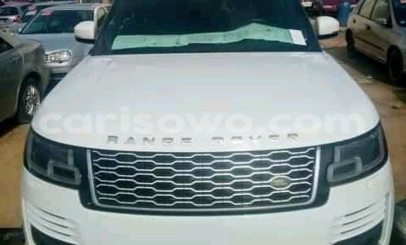 Acheter Occasion Voiture Range Rover Range Rover Blanc à Cotonou, Benin Acheter Occasion Voiture Range Rover Range Rover Blanc à Cotonou, Benin