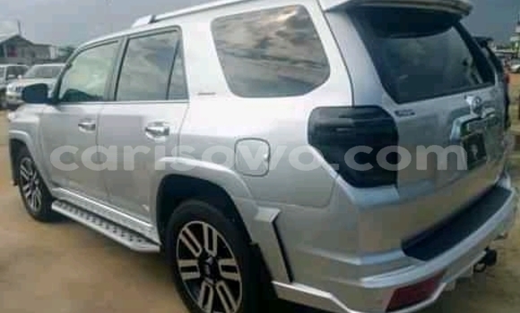 Sayi Na hannu Toyota 4Runner Sauran Mota in Cotonou a Benin