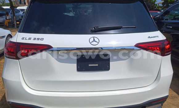 Acheter Neuf Voiture Mercedes-Benz GLE Blanc à Cotonou, Benin Acheter Neuf Voiture Mercedes-Benz GLE Blanc à Cotonou, Benin