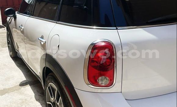 Buy Used MINI Cooper White Car in Abomey Calavi in Benign Buy Used MINI Cooper White Car in Abomey Calavi in Benign