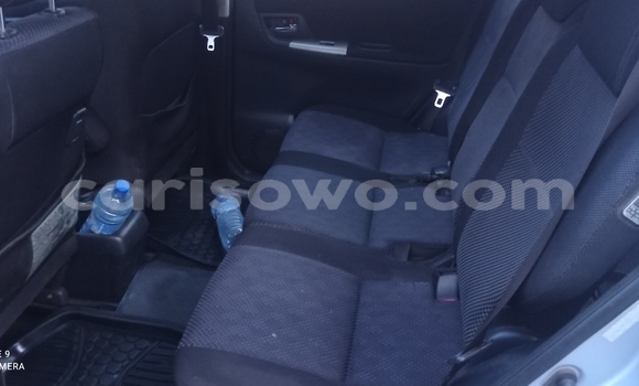 Sayi Na hannu Toyota Corolla Azurfa Mota in Djougou a Benin Sayi Na hannu Toyota Corolla Azurfa Mota in Djougou a Benin