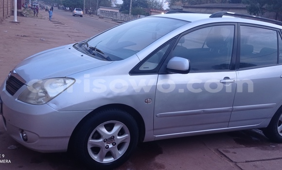 Sayi Na hannu Toyota Corolla Azurfa Mota in Djougou a Benin Sayi Na hannu Toyota Corolla Azurfa Mota in Djougou a Benin