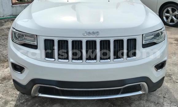 Acheter Occasion Voiture Jeep Grand Cherokee Blanc à Cotonou, Benin