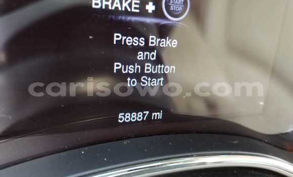 Acheter Occasion Voiture Jeep Grand Cherokee Blanc à Cotonou, Benin Acheter Occasion Voiture Jeep Grand Cherokee Blanc à Cotonou, Benin