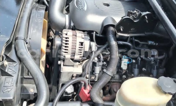 Sayi Na hannu Hummer H2 Black Mota in Cotonou a Benin Sayi Na hannu Hummer H2 Black Mota in Cotonou a Benin