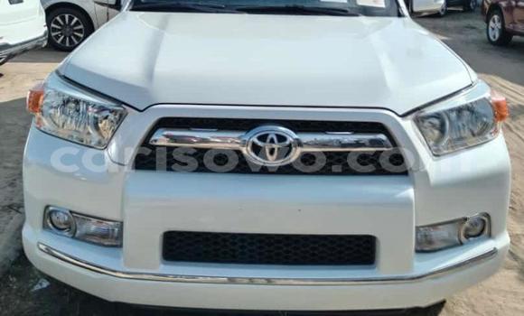 Buy Used Toyota 4Runner White Car in Cotonou in Benign