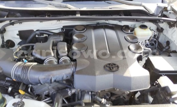 Acheter Occasion Voiture Toyota 4Runner Blanc à Cotonou, Benin Acheter Occasion Voiture Toyota 4Runner Blanc à Cotonou, Benin