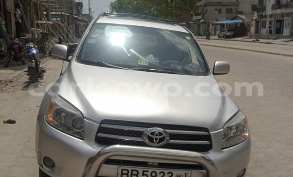 Acheter Occasion Voiture Toyota RAV4 Gris à Cotonou, Benin