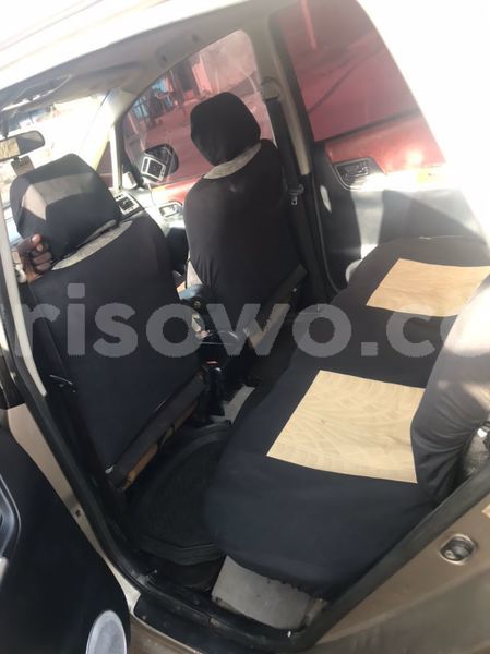 Big with watermark toyota corolla verso benin cotonou 15485