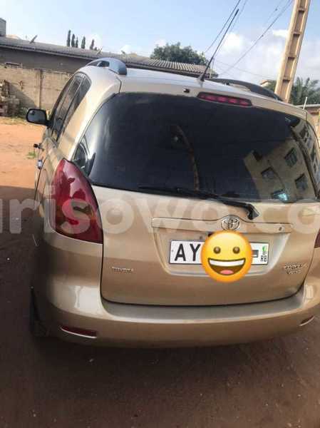 Big with watermark toyota corolla verso benin cotonou 15485