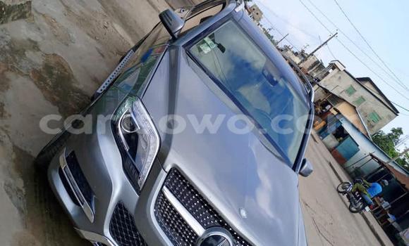 Acheter Occasion Voiture Mercedes-Benz GLK–Class Gris à Abomey Calavi, Benin Acheter Occasion Voiture Mercedes-Benz GLK–Class Gris à Abomey Calavi, Benin