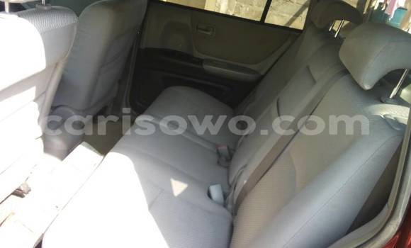 Sayi Na hannu Toyota Highlander Red Mota in Cotonou a Benin Sayi Na hannu Toyota Highlander Red Mota in Cotonou a Benin