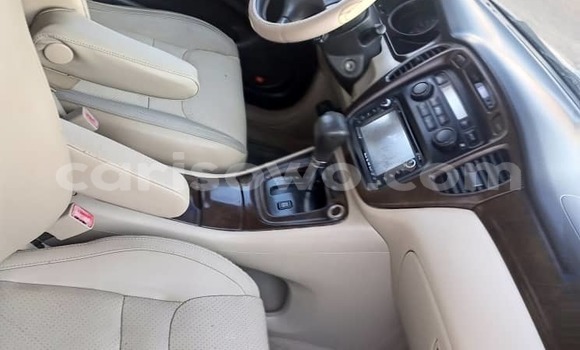 Ra Àlòkù Toyota Highlander Silver Ọkọ̀ in Cotonou ni Benin Ra Àlòkù Toyota Highlander Silver Ọkọ̀ in Cotonou ni Benin