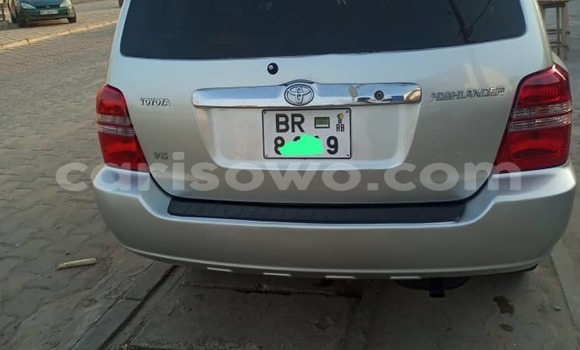 Ra Àlòkù Toyota Highlander Silver Ọkọ̀ in Cotonou ni Benin Ra Àlòkù Toyota Highlander Silver Ọkọ̀ in Cotonou ni Benin