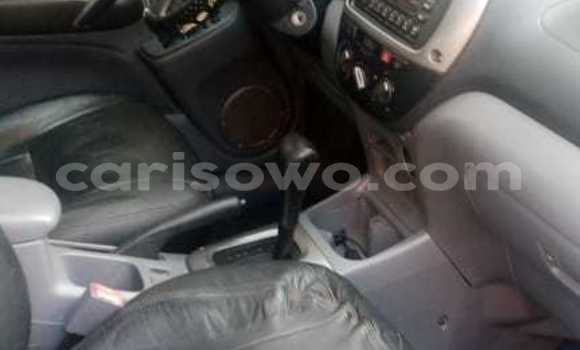 Ra Àlòkù Toyota RAV4 Blue Ọkọ̀ in Cotonou ni Benin Ra Àlòkù Toyota RAV4 Blue Ọkọ̀ in Cotonou ni Benin