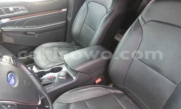 Acheter Occasion Voiture Ford Explorer Noir à Cotonou, Benin Acheter Occasion Voiture Ford Explorer Noir à Cotonou, Benin