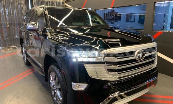 Ra Àlòkù Toyota Land Cruiser Black Ọkọ̀ in Cotonou ni Benin