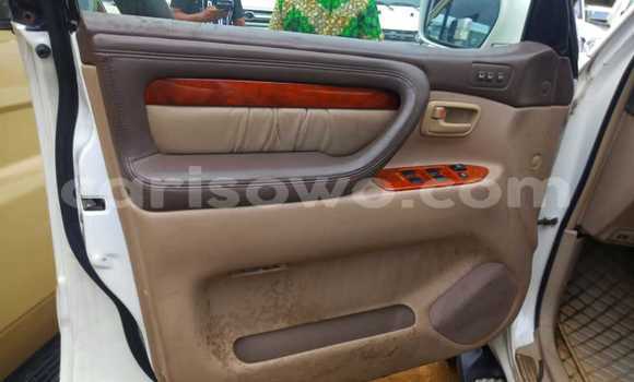 Acheter Occasion Voiture Toyota Land Cruiser Blanc à Cotonou, Benin Acheter Occasion Voiture Toyota Land Cruiser Blanc à Cotonou, Benin