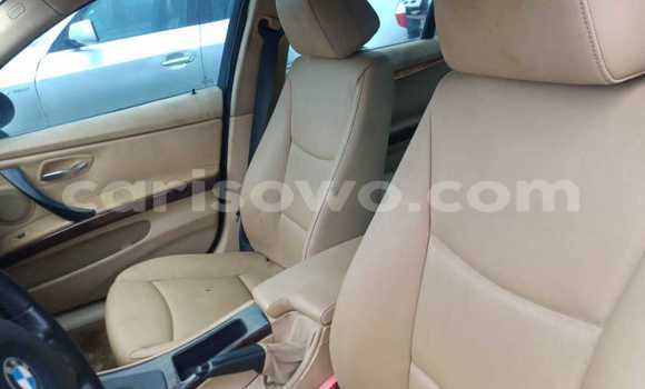 Sayi Na hannu BMW 327 Black Mota in Cotonou a Benin Sayi Na hannu BMW 327 Black Mota in Cotonou a Benin