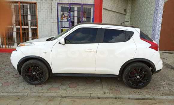 Ra Àlòkù Nissan Juke funfun Ọkọ̀ in Cotonou ni Benin