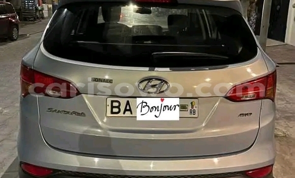 Sayi Na hannu Hyundai Tucson Azurfa Mota in Cotonou a Benin Sayi Na hannu Hyundai Tucson Azurfa Mota in Cotonou a Benin