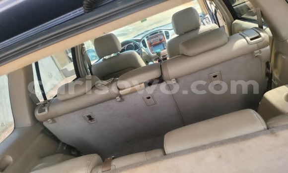 Ra Àlòkù Toyota Highlander Blue Ọkọ̀ in Cotonou ni Benin Ra Àlòkù Toyota Highlander Blue Ọkọ̀ in Cotonou ni Benin