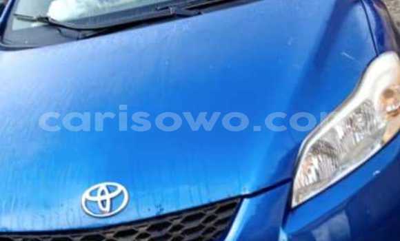 Sayi Na hannu Toyota Matrix Blue Mota in Cotonou a Benin Sayi Na hannu Toyota Matrix Blue Mota in Cotonou a Benin