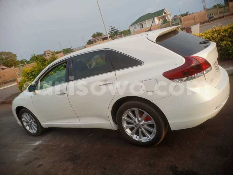 Big with watermark toyota venza benin porto novo 15600