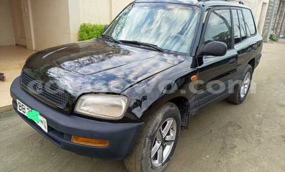 Sayi Na hannu Toyota RAV4 Black Mota in Cotonou a Benin